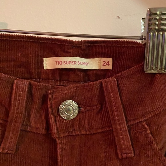 Levi’s maroon skinny corduroy pants. - Picture 2 of 3